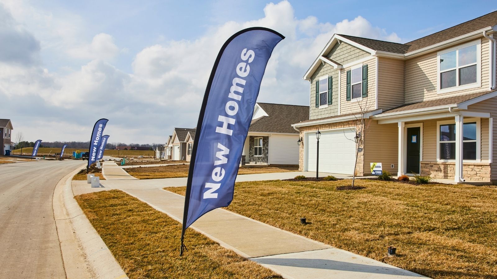 New-Homes-for-Sale-with-Construction-Background